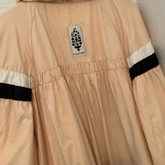 💋NWT💋Free People Cream Bomber‎ Jacket with Black and White Stripes 030 - Picture 2 of 6